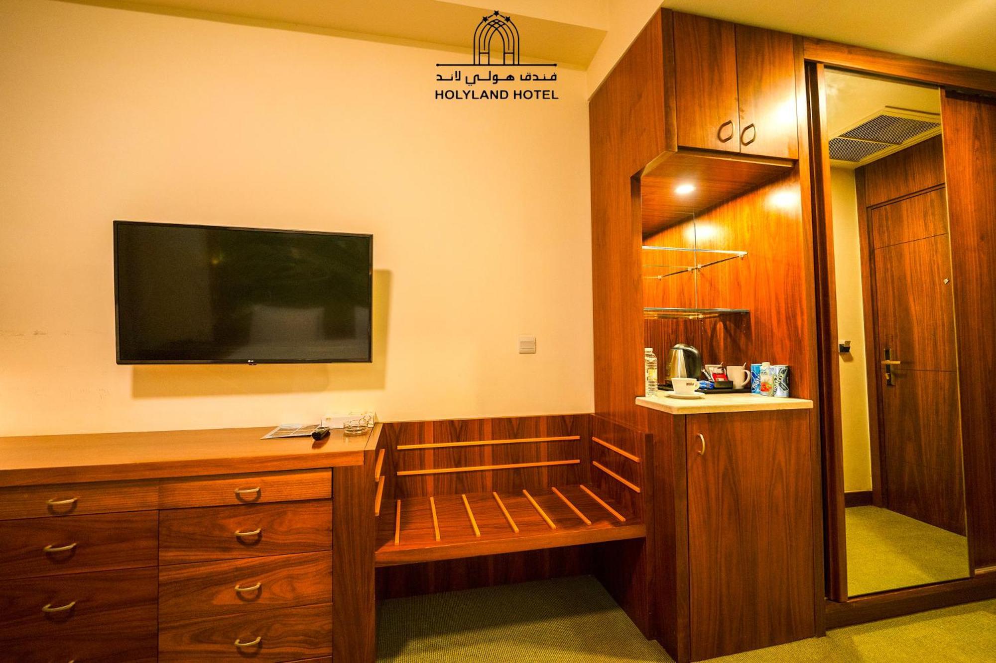Holyland Hotel Amman Buitenkant foto