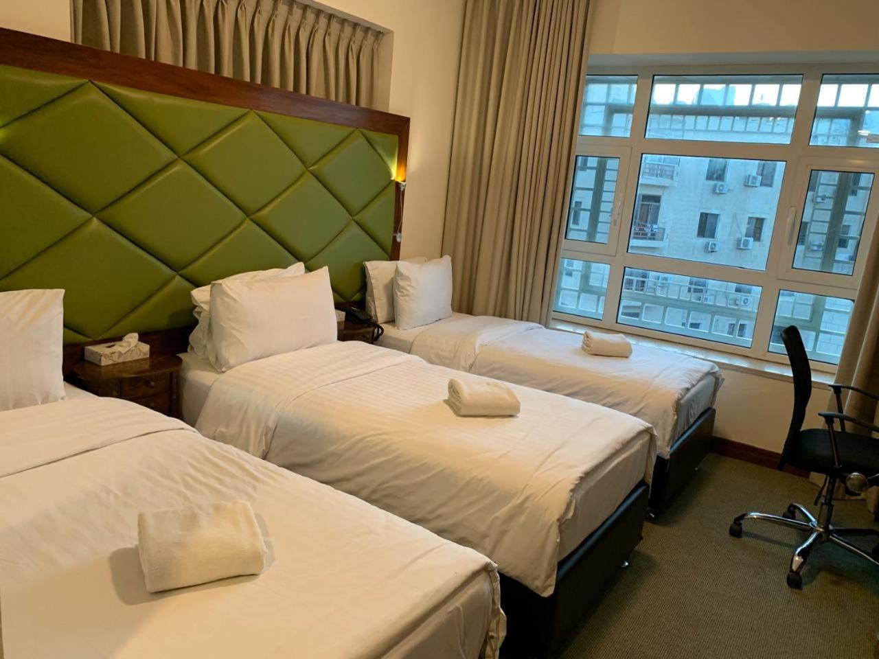 Holyland Hotel Amman Buitenkant foto